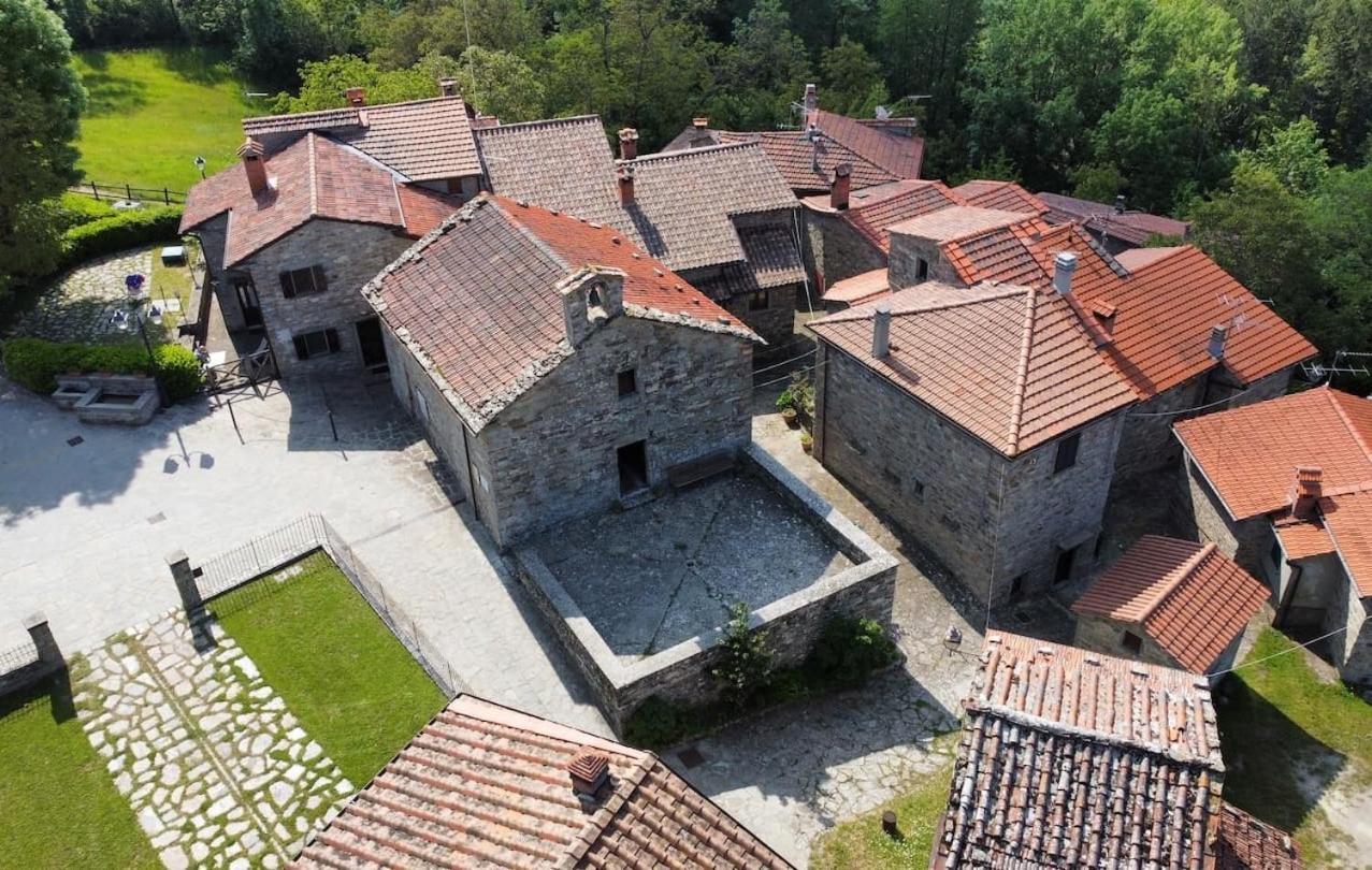 Agriturismo Vezzano Chiusi della Verna Luaran gambar