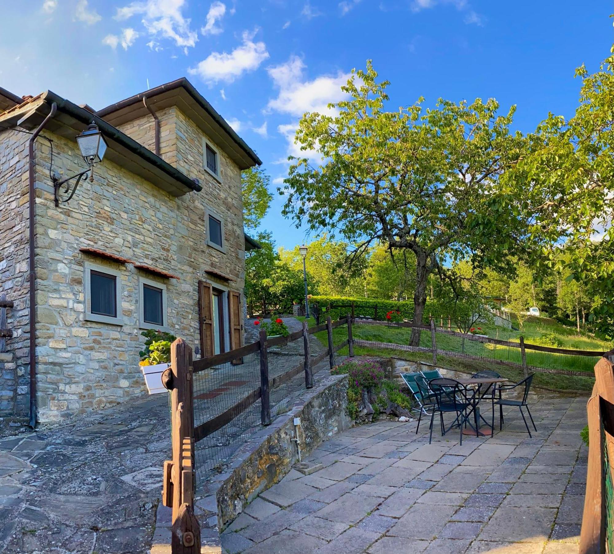 Agriturismo Vezzano Chiusi della Verna Luaran gambar